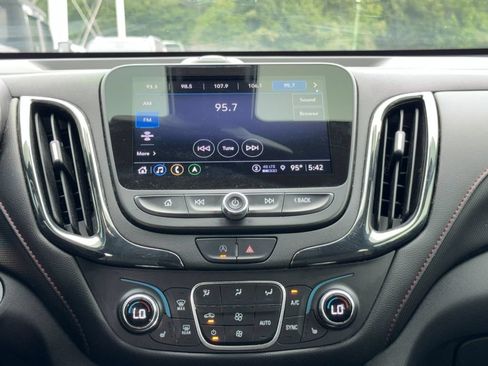 Certified 2022 Chevrolet Equinox RS w/ RS Leather Package FWD image 21