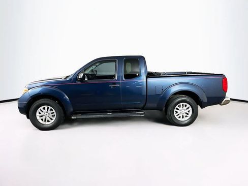 Used 2017 Nissan Frontier SV RWD image 3