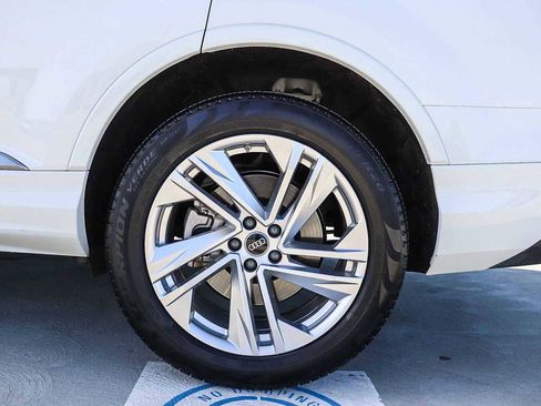 Used 2023 Audi Q7 2.0T Premium w/ Convenience Package image 13