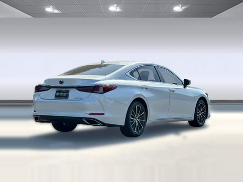Certified 2025 Lexus ES 350 w/ Premium Package FWD image 8