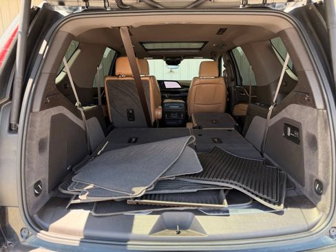 Used 2021 Cadillac Escalade Sport w/ LPO, ONYX Package AWD/4WD image 22