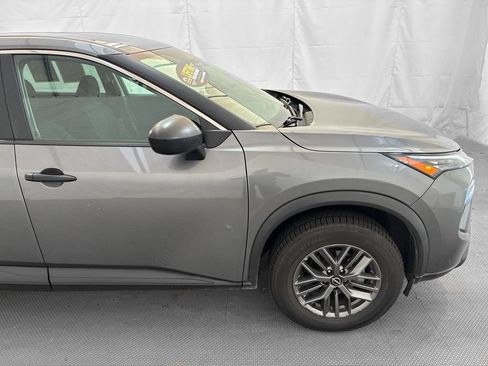 Used 2024 Nissan Rogue S FWD image 9