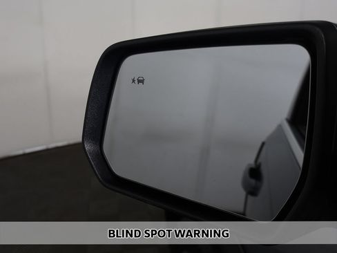 Used 2021 GMC Acadia SLE w/ LPO, Floor Liner Package FWD image 3