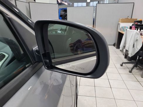 Used 2020 Jeep Compass Latitude w/ Cold Weather Group image 25