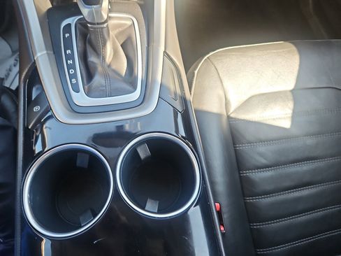 Used 2013 Ford Fusion SE image 32