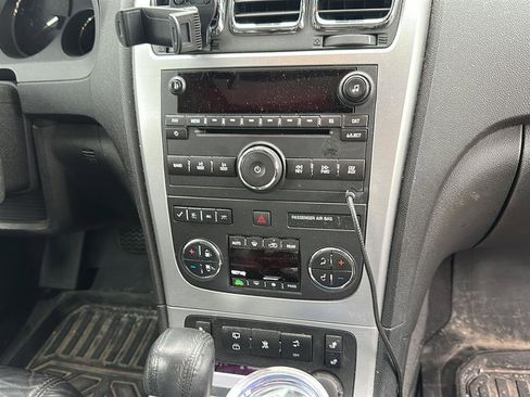 Used 2012 GMC Acadia SLT AWD/4WD image 10