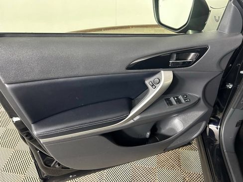 Used 2024 Mitsubishi Eclipse Cross SE AWD/4WD image 11