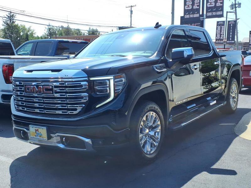 Used 2024 GMC Sierra 1500 Denali AWD/4WD image 18