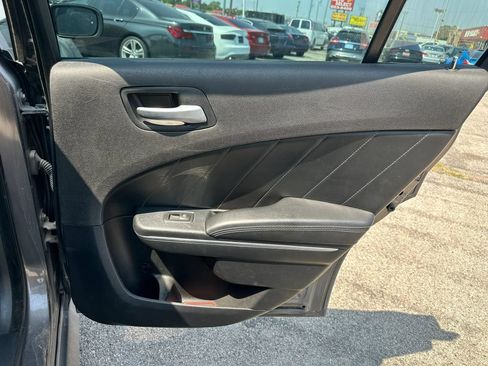 Used 2015 Dodge Charger R/T w/ Plus Group RWD image 22