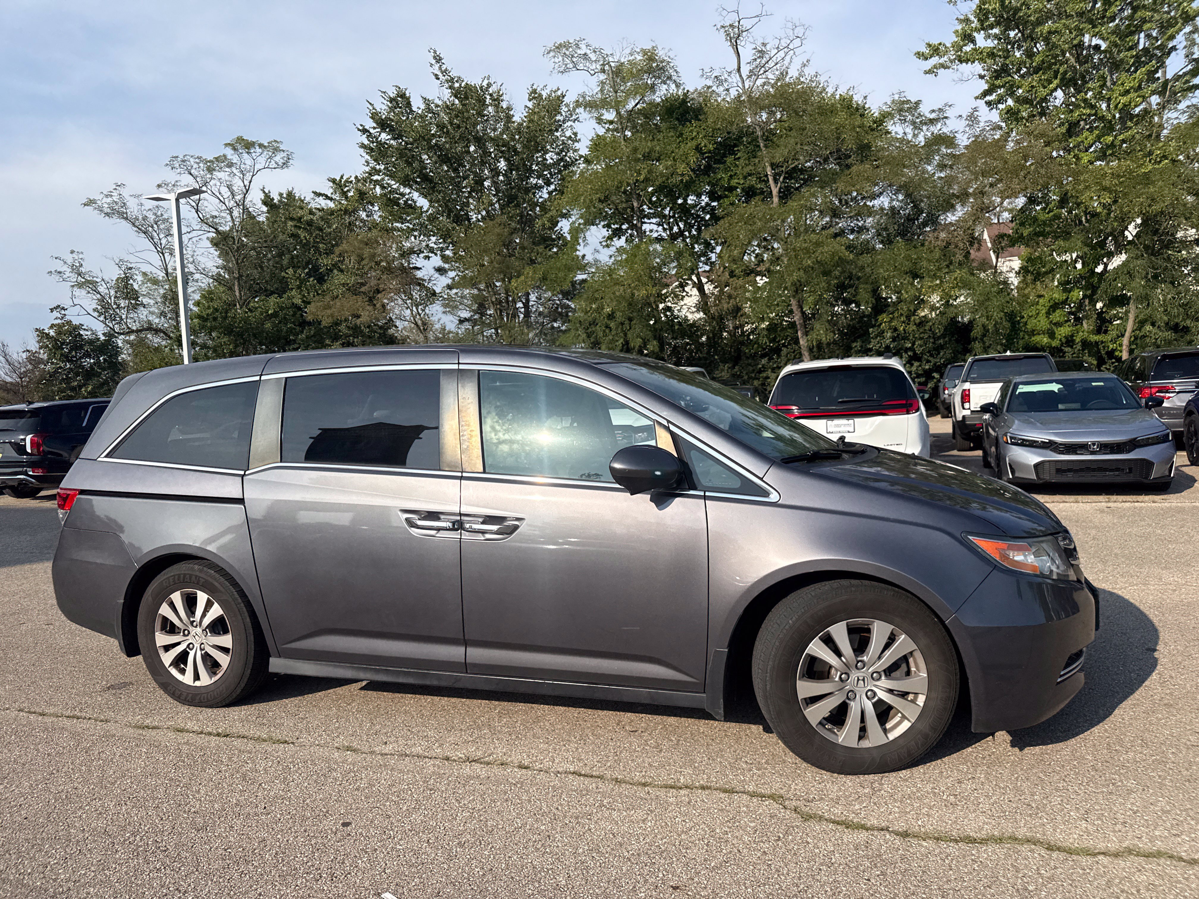 Used 2016 Honda Odyssey EX-L image 17
