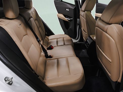 Used 2024 Cadillac XT4 Premium Luxury AWD/4WD image 33