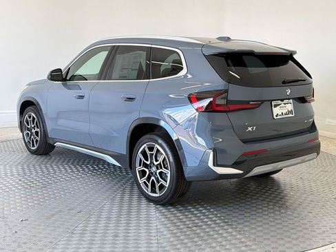 New 2026 BMW X1 xDrive28i w/ Convenience Package AWD/4WD image 3