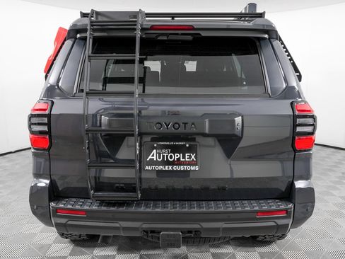 Used 2025 Toyota 4Runner TRD Off-Road image 6