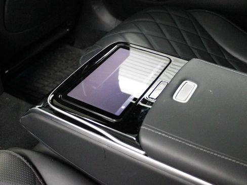 Used 2024 Mercedes-Benz S 580 4MATIC Sedan image 39