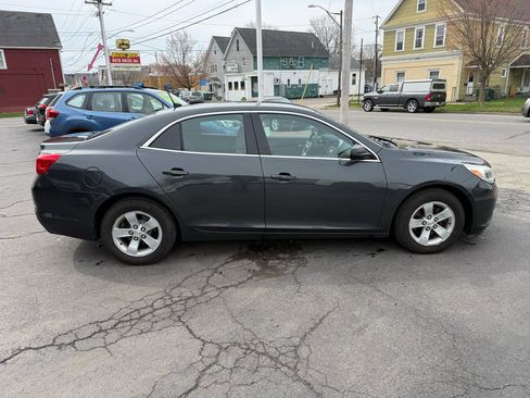 Used 2015 Chevrolet Malibu LS image 4