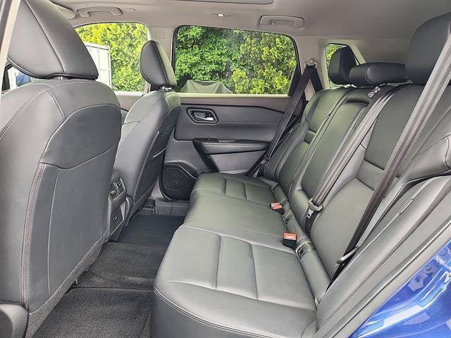 Certified 2023 Nissan Rogue SL AWD/4WD image 11