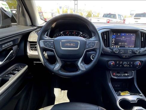 Used 2024 GMC Terrain AT4 w/ Tech Package AWD/4WD image 5