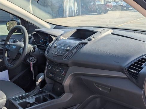 Used 2019 Ford Escape S image 23