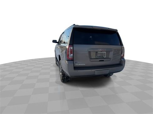 Used 2019 GMC Yukon SLE w/ SLE Value Package image 6