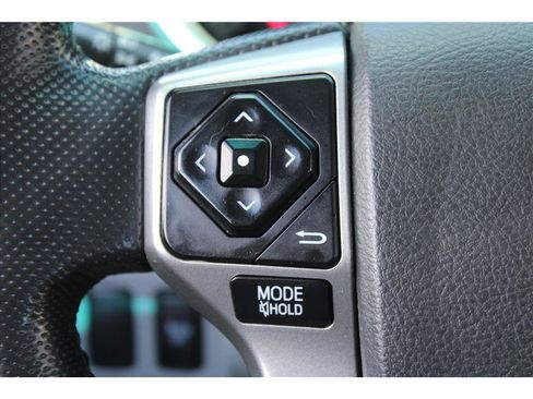 Used 2015 Toyota Tacoma 4x4 Double Cab w/ TRD Sport Package image 16