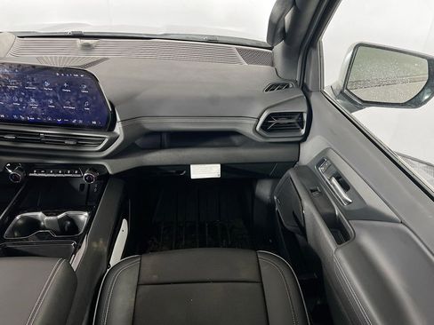 New 2026 Chevrolet Silverado EV LT image 25