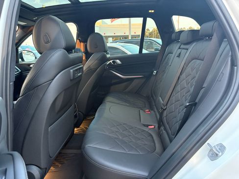 Used 2023 BMW X5 xDrive40i w/ Premium Package AWD/4WD image 32
