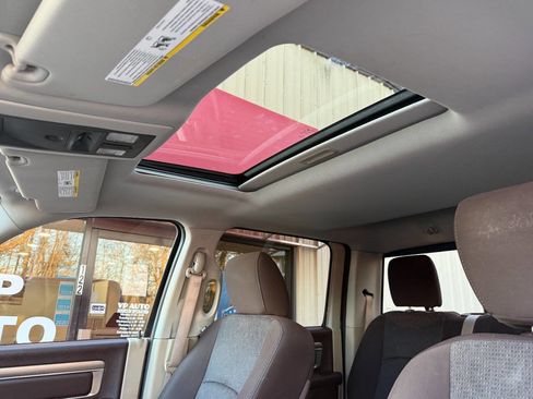 Used 2016 RAM 1500 Outdoorsman image 31