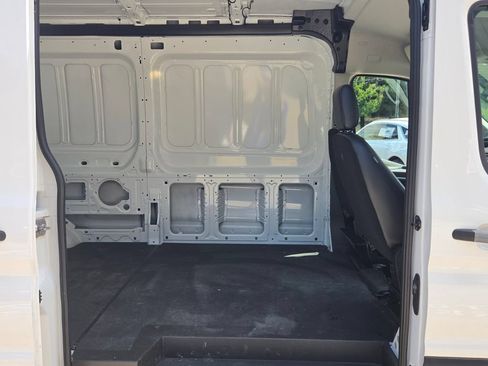 Used 2023 Ford Transit 250 Medium Roof w/ Upfitter Package RWD image 12