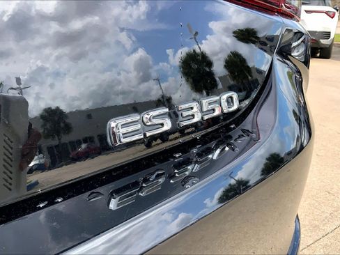 Used 2024 Lexus ES 350 w/ Premium Package FWD image 46