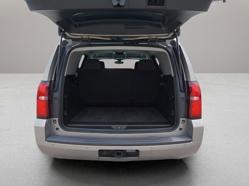 Used 2018 Chevrolet Tahoe LS image 8