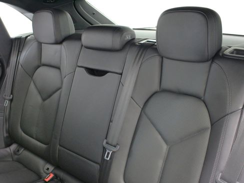 Used 2016 Porsche Macan S image 37