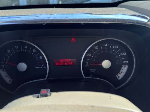 Used 2009 Ford Explorer XLT AWD/4WD image 12