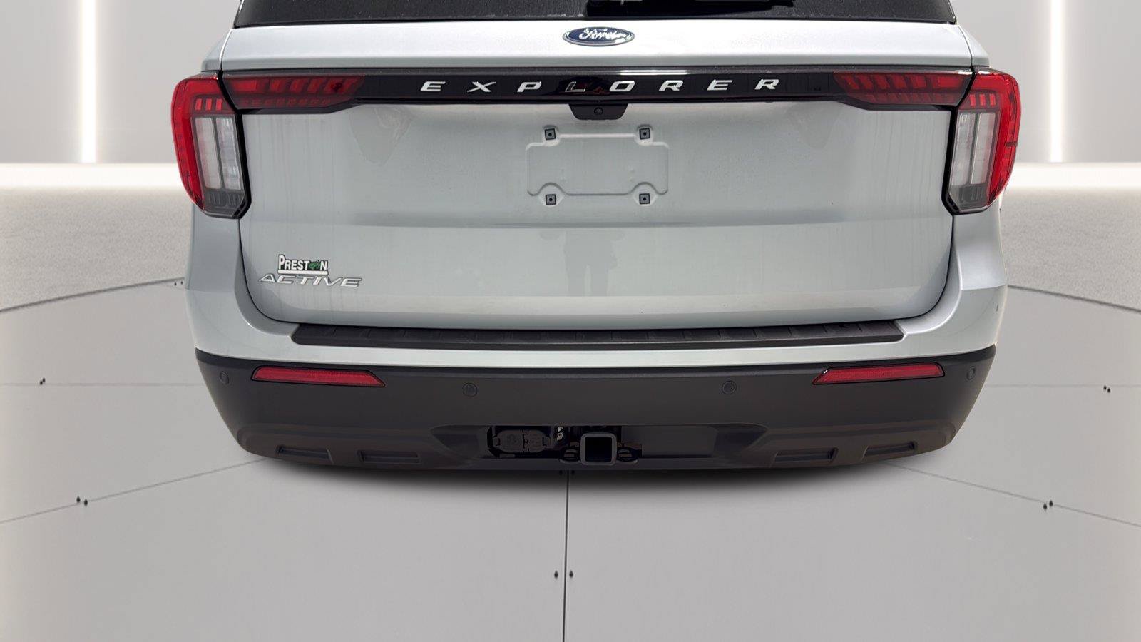 Certified 2025 Ford Explorer Active RWD image 32