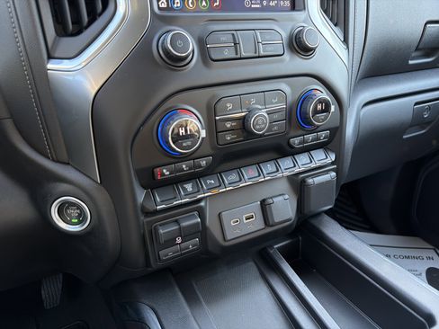 Used 2021 Chevrolet Silverado 2500 LTZ w/ LTZ Plus Package image 21