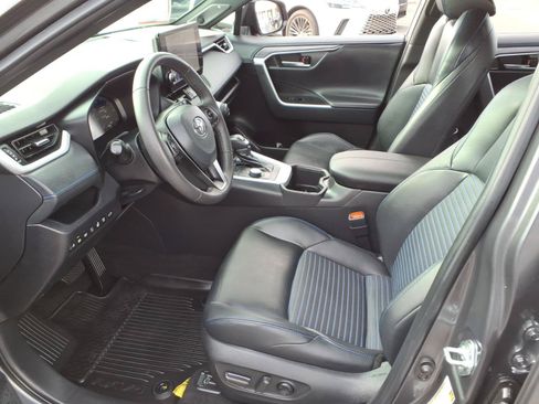 Used 2024 Toyota RAV4 XSE w/ Advanced Technology Package AWD/4WD image 15