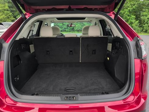 Used 2016 Ford Edge Titanium w/ Equipment Group 301A FWD image 41