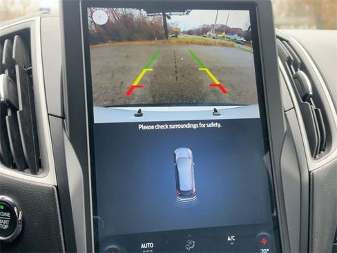 Used 2023 Ford Edge SEL image 24