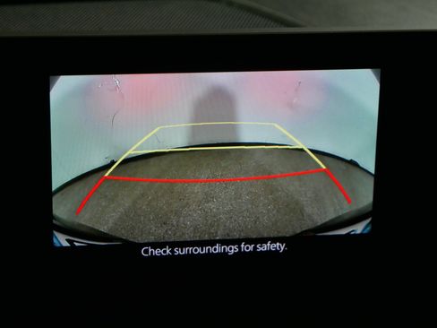 Used 2021 MAZDA MAZDA3 s image 33