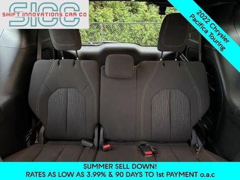 Used 2022 Chrysler Pacifica Touring FWD image 25