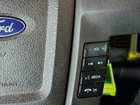 Used 2013 Ford F150 XLT w/ Mid Equipment Group image 14