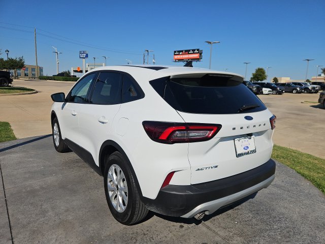 Used 2025 Ford Escape Active FWD image 3