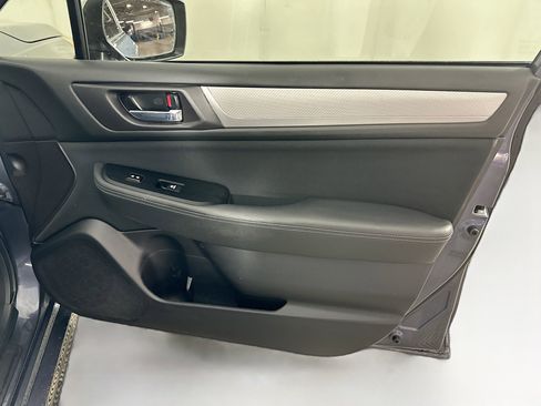 Used 2017 Subaru Legacy 2.5i Premium image 29