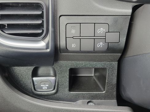 Used 2025 RAM ProMaster 3500 w/ Quick Order Package 22H SLT+ FWD image 10