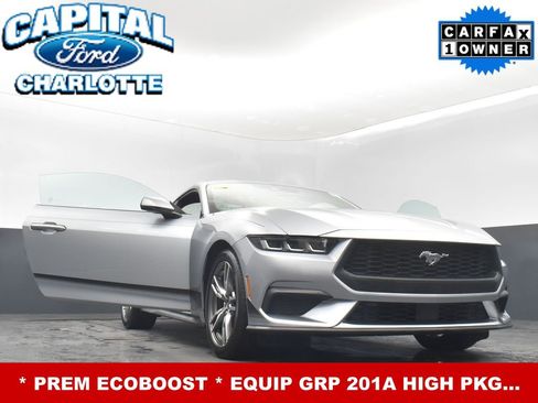 Used 2025 Ford Mustang Premium image 38