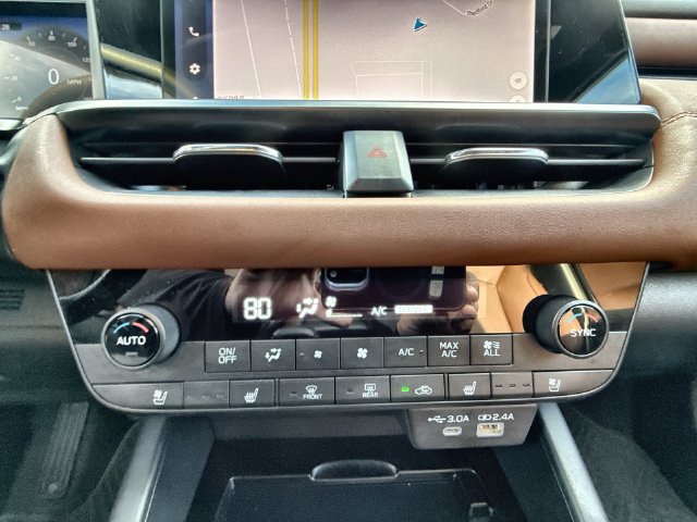 Certified 2026 Subaru Outback Touring AWD/4WD image 19