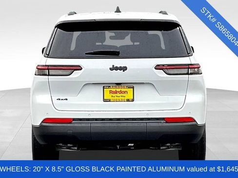 New 2025 Jeep Grand Cherokee L Altitude image 4