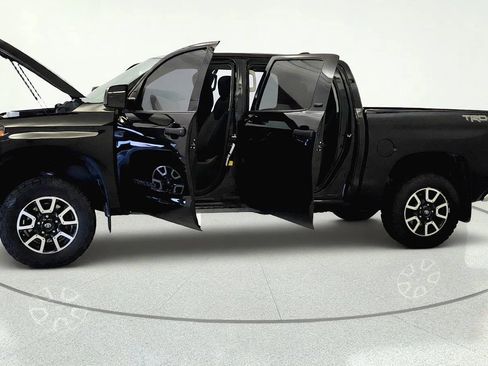 Used 2020 Toyota Tundra SR5 w/ TRD Off-Road Package AWD/4WD image 9