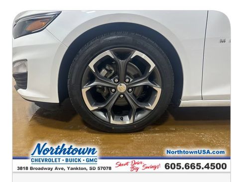 Used 2024 Chevrolet Malibu LT FWD image 12