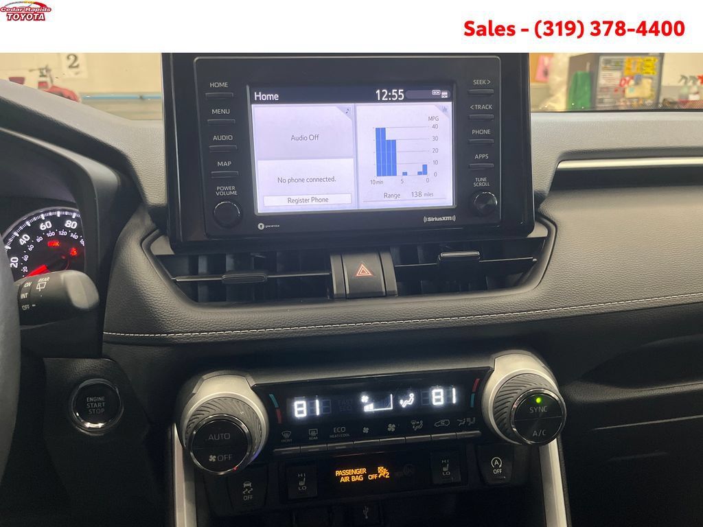 Certified 2022 Toyota RAV4 XLE w/ XLE Grade Weather Package AWD/4WD image 19