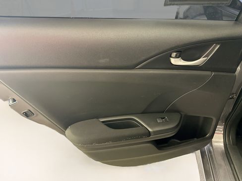 Used 2020 Honda Civic EX image 27